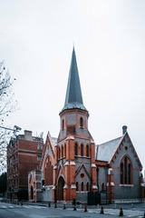 118258