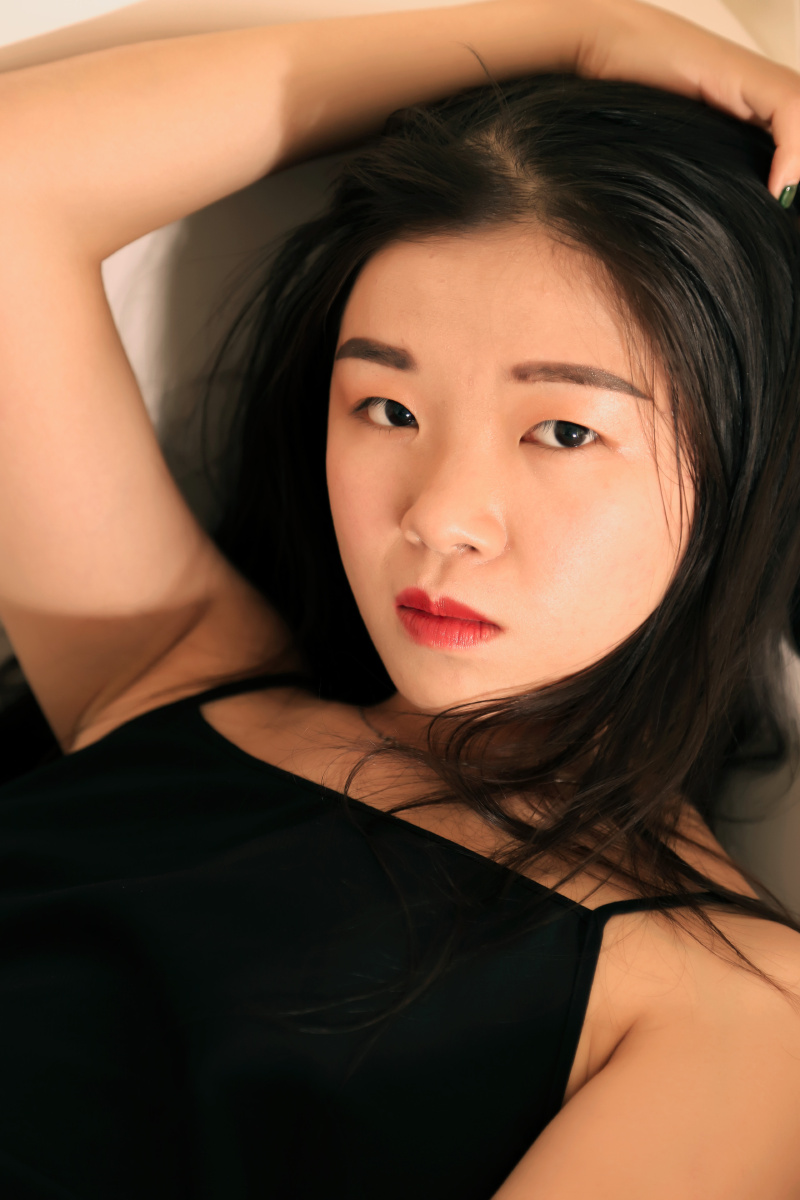 浴缸人像女 - 晤莘 - 图虫