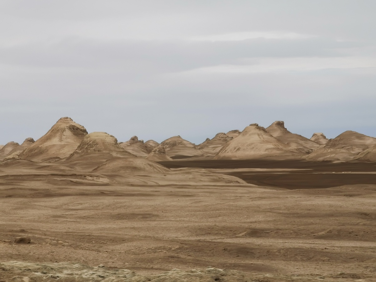 215国道雅丹地貌无人区一路惊喜