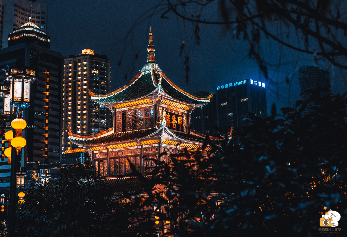 城中古楼甲秀楼