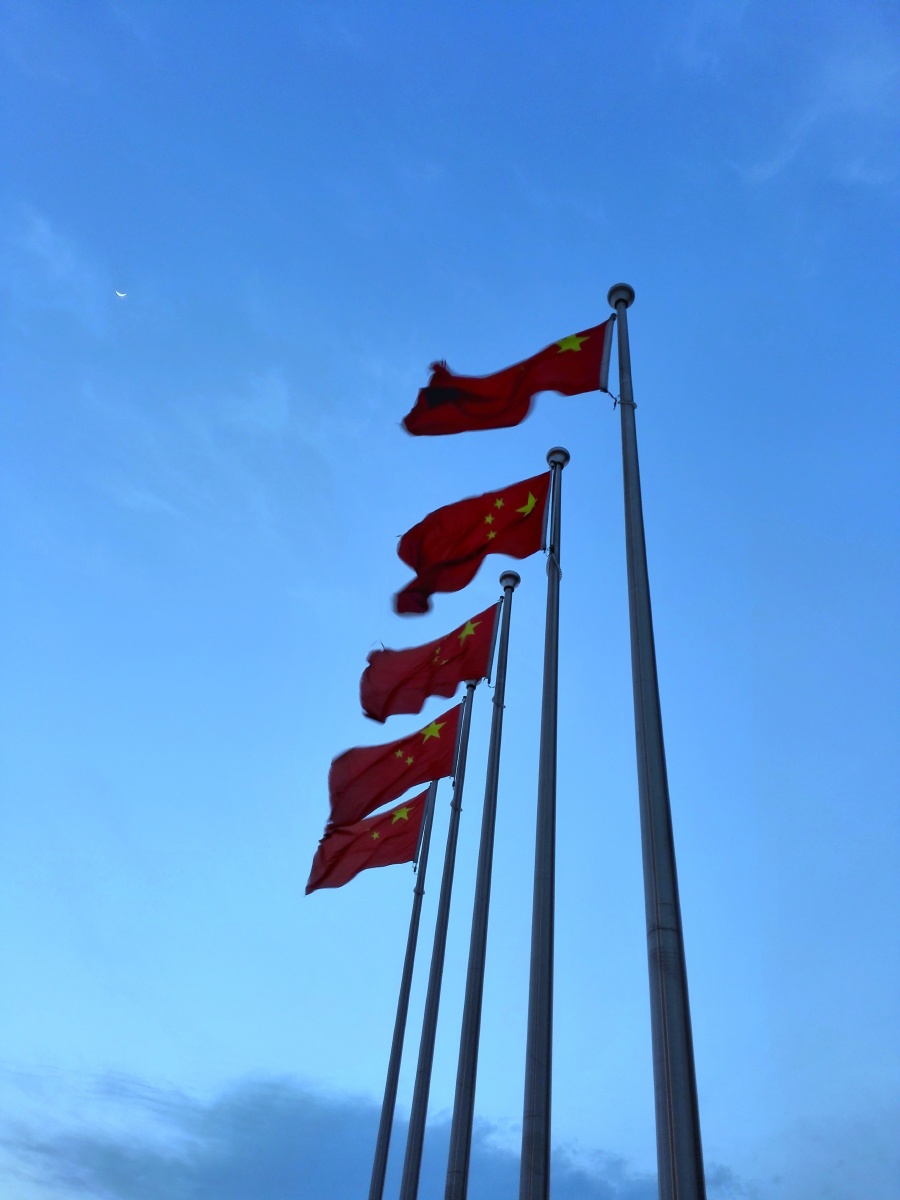 华为荣耀6随拍,snapseed调节水皮先生关注