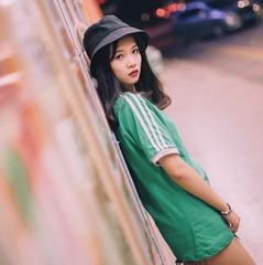 001