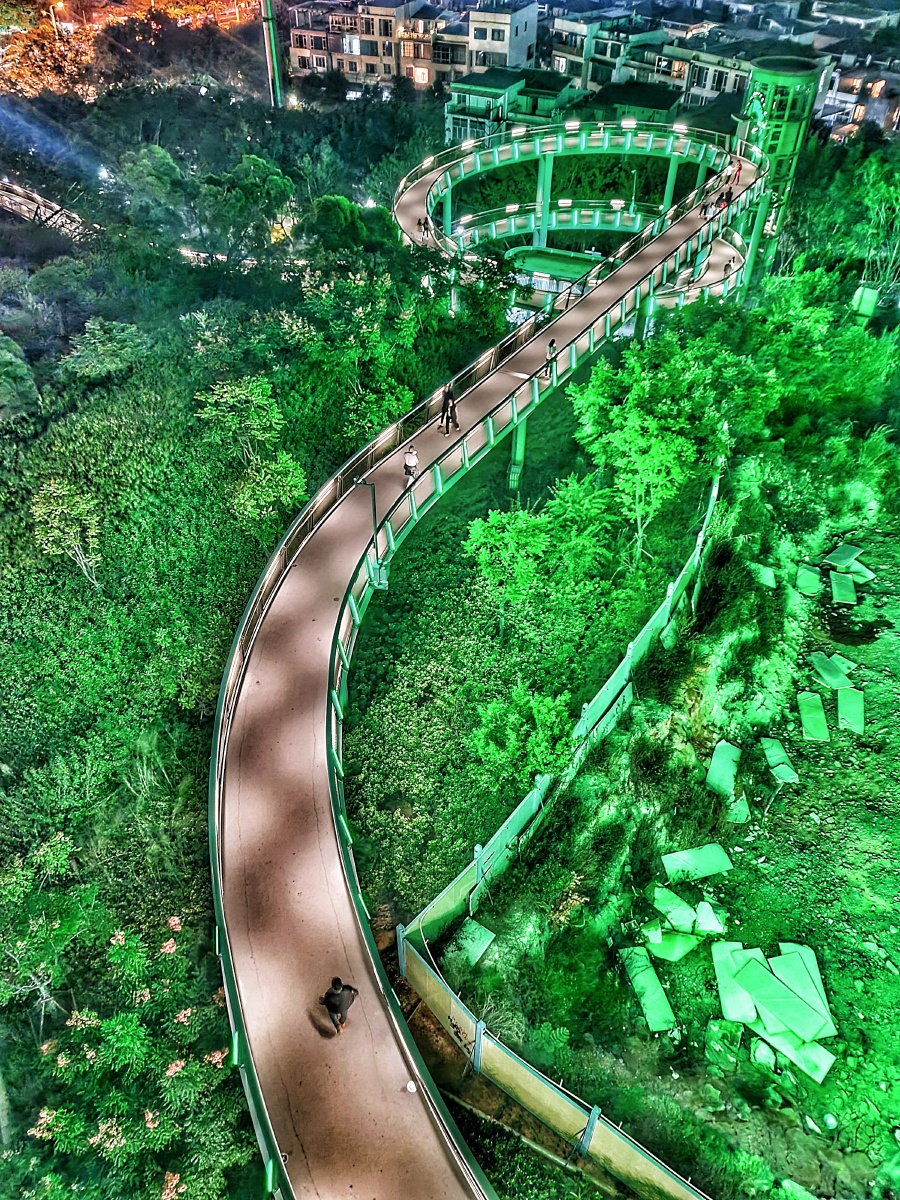 厦门山海步行道夜景 - 禾竹兔子 - 图虫