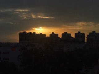 164050