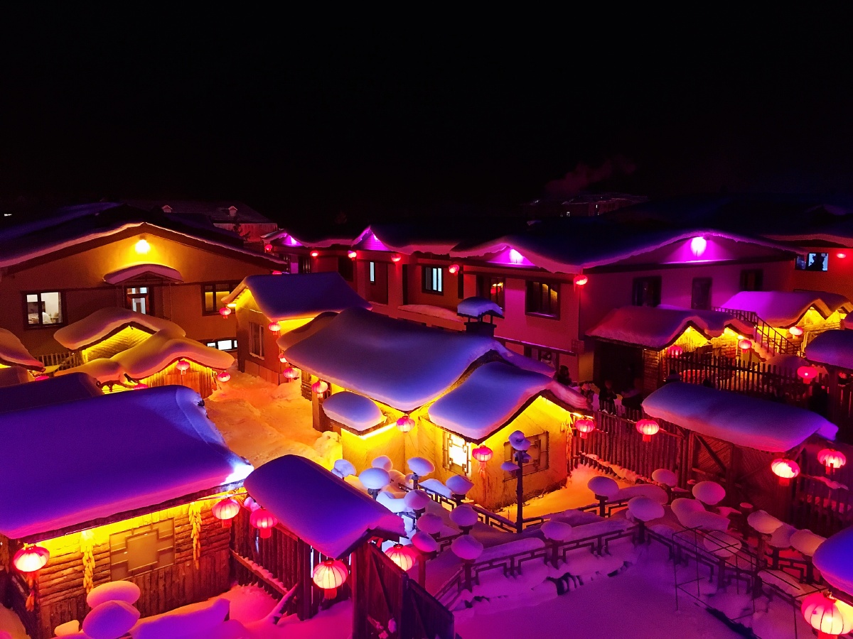 中国雪乡漠河人间烟火