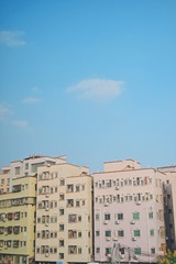 B327C242-E97A-40B8-930C-B0E99FF5554D/L0/001