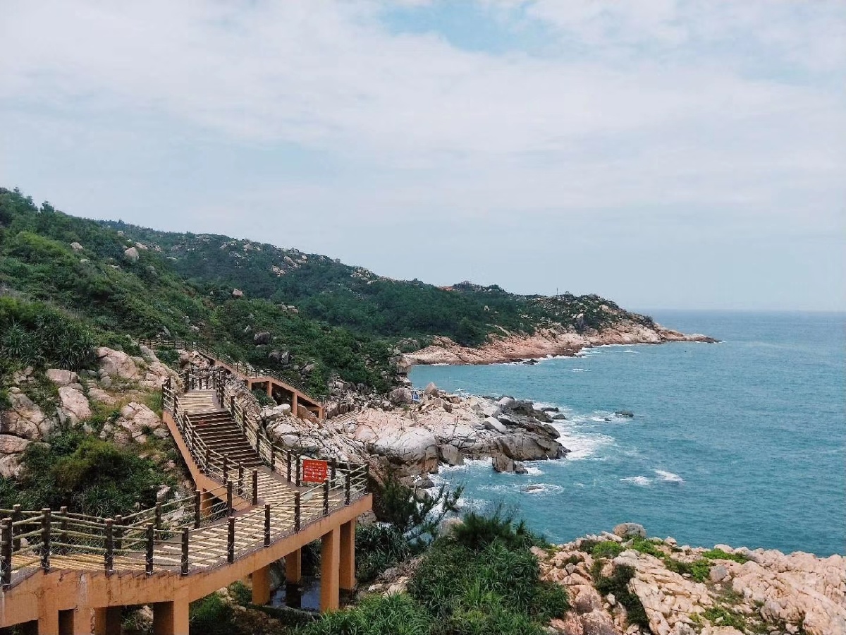 双月湾双月湾观景台这是老公第一次给我拍的照片这是老公第一次给我拍