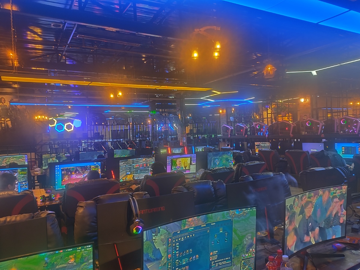 网吧 哈哈哈哈 - 独秀爱拍照 - 图虫