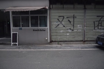 1000126325