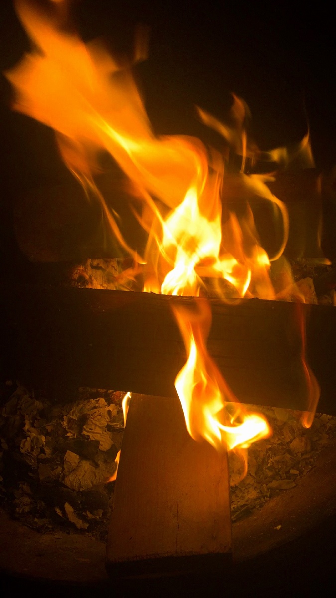 干柴烈火燃烧的心