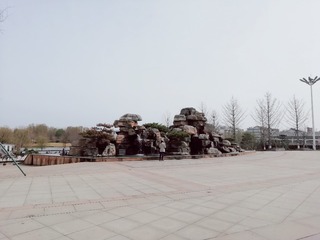 8747102