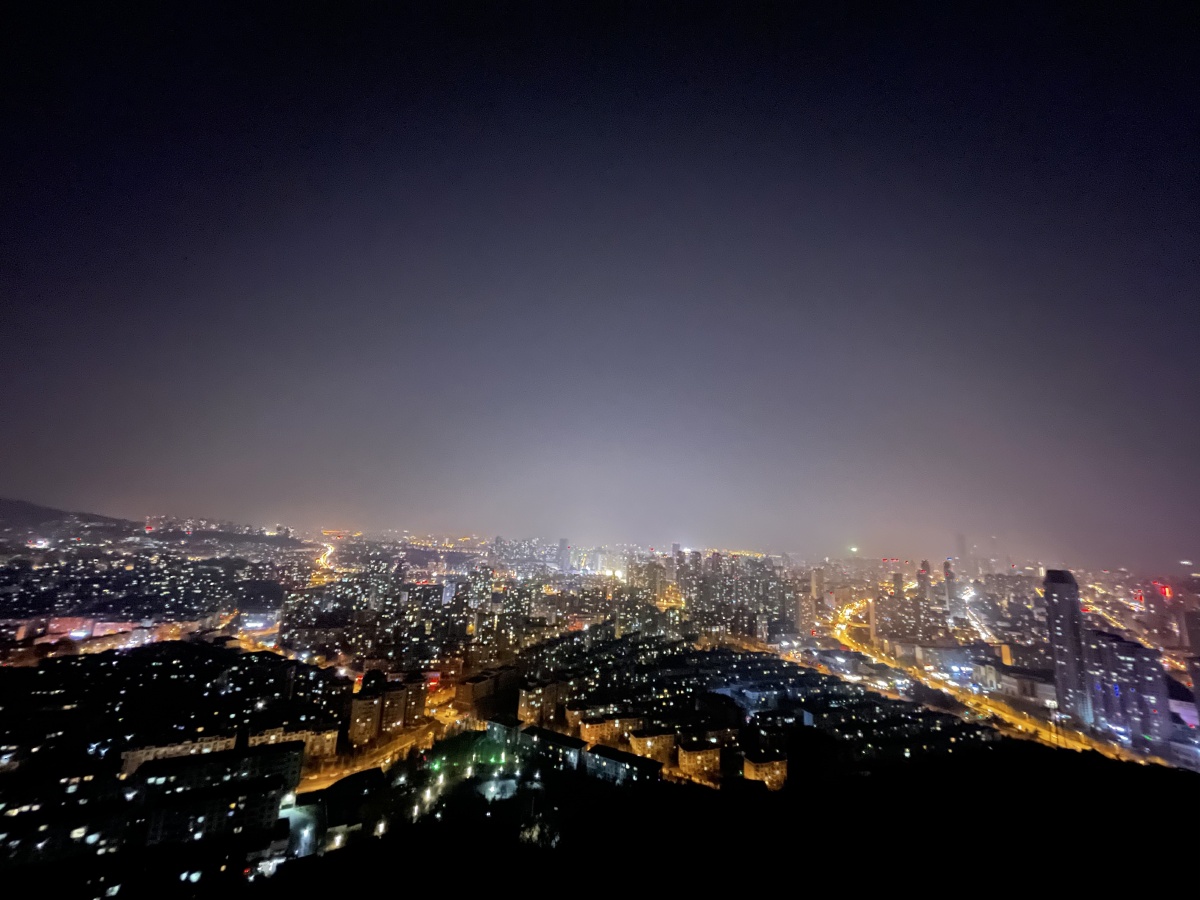 夜太美大连富国公园