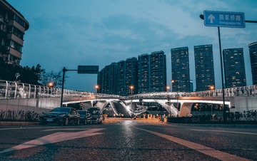 2375521