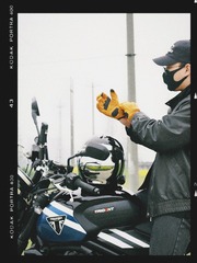 1000025372