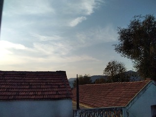 548359