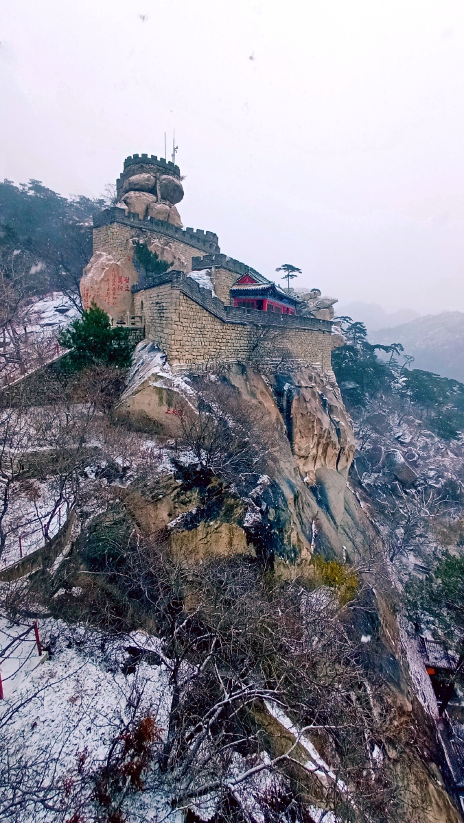 医巫闾山雪景