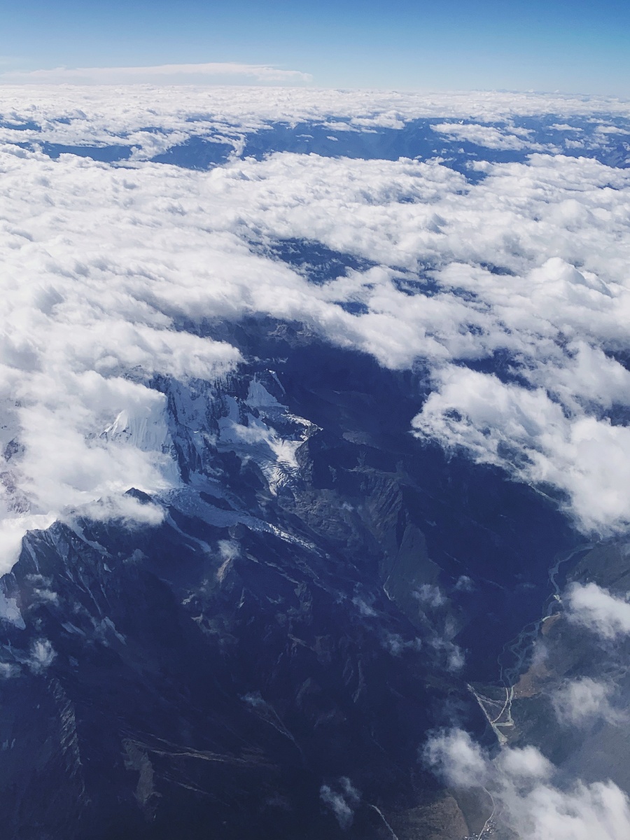 俯拍青藏高原西藏这辈子一定要去不是因为那里有多美而是因为那里是