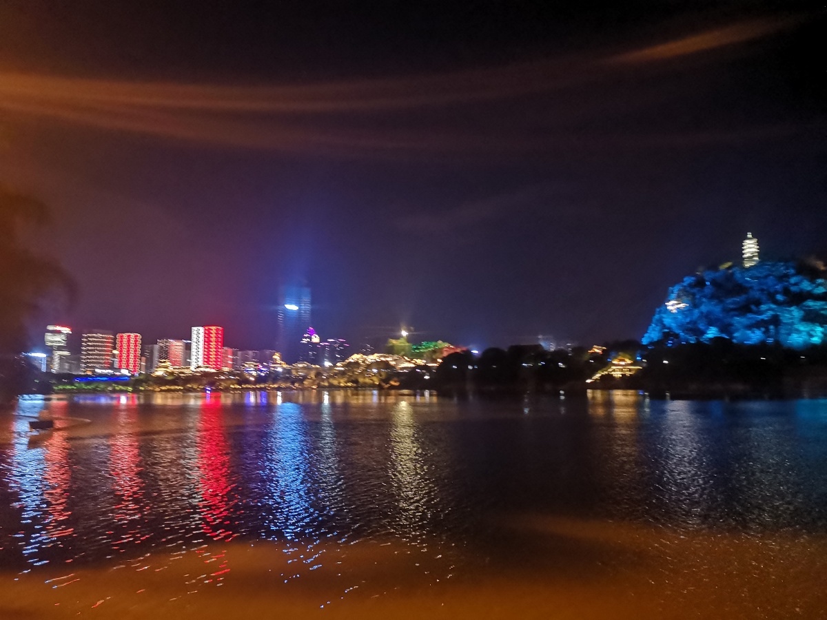 柳州的夜景白沙桥文昌桥文惠桥