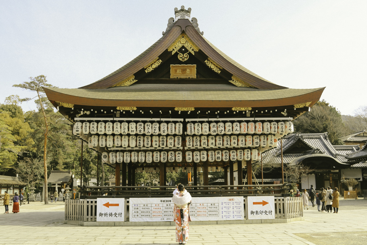 八坂神社舞殿