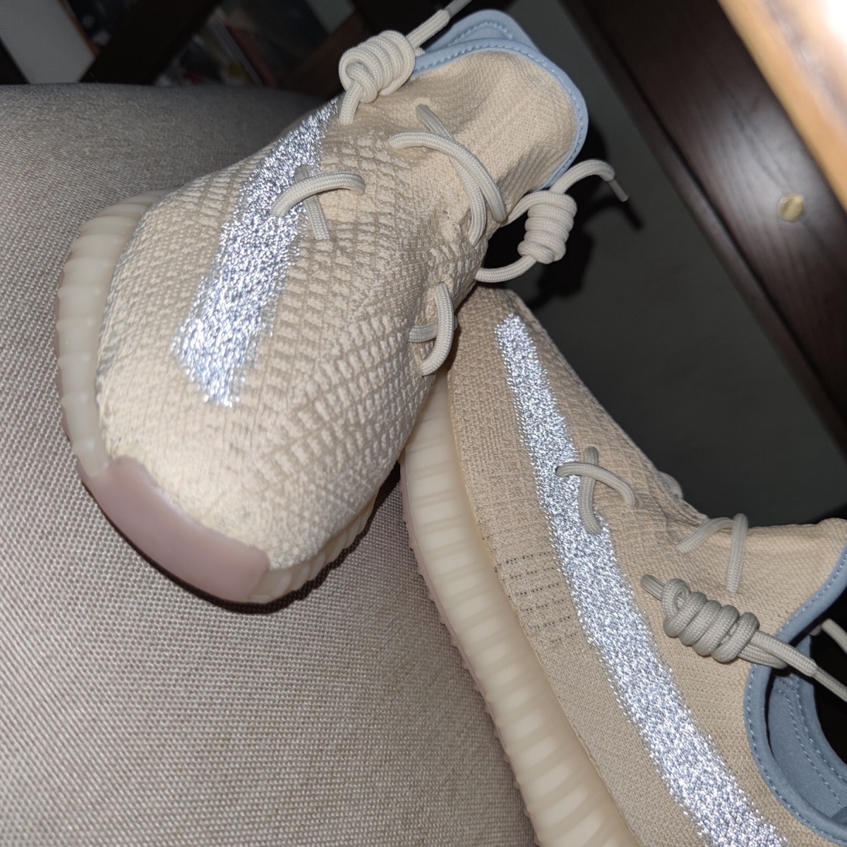 adidas originals yeezy boost 350v2 linen 麻布奶油跑步鞋