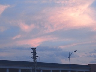 384511