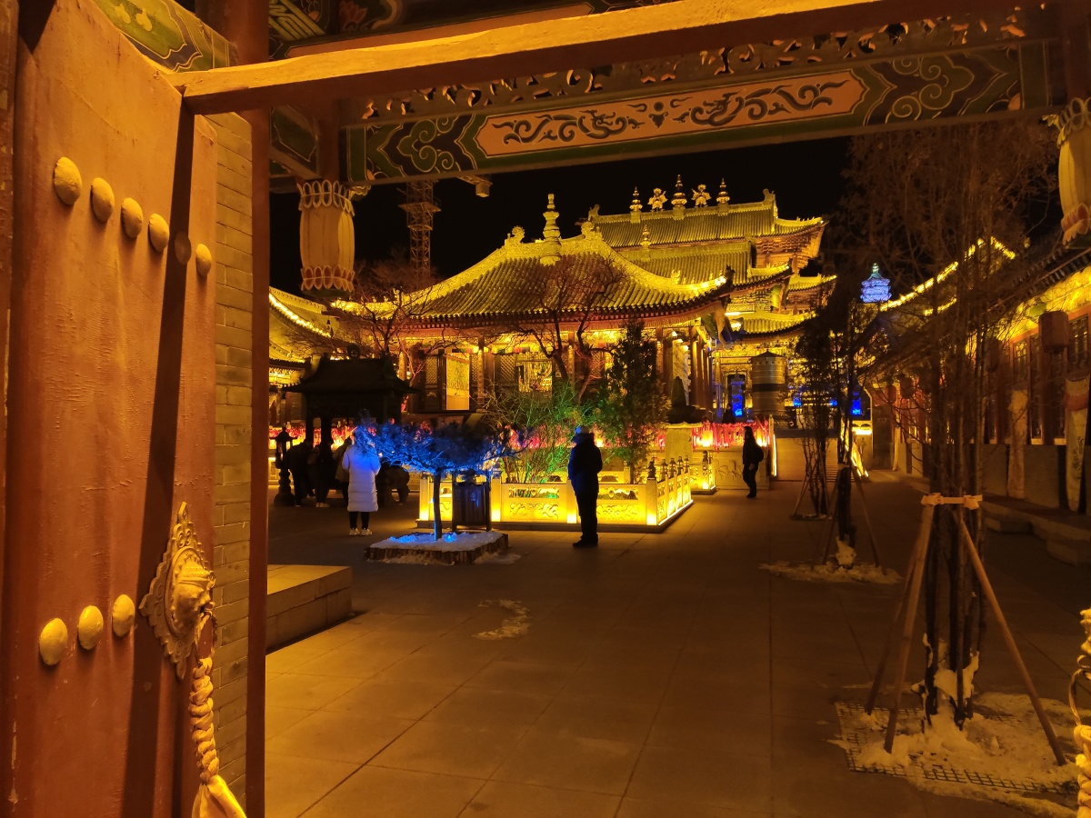 五台山广化寺夜景