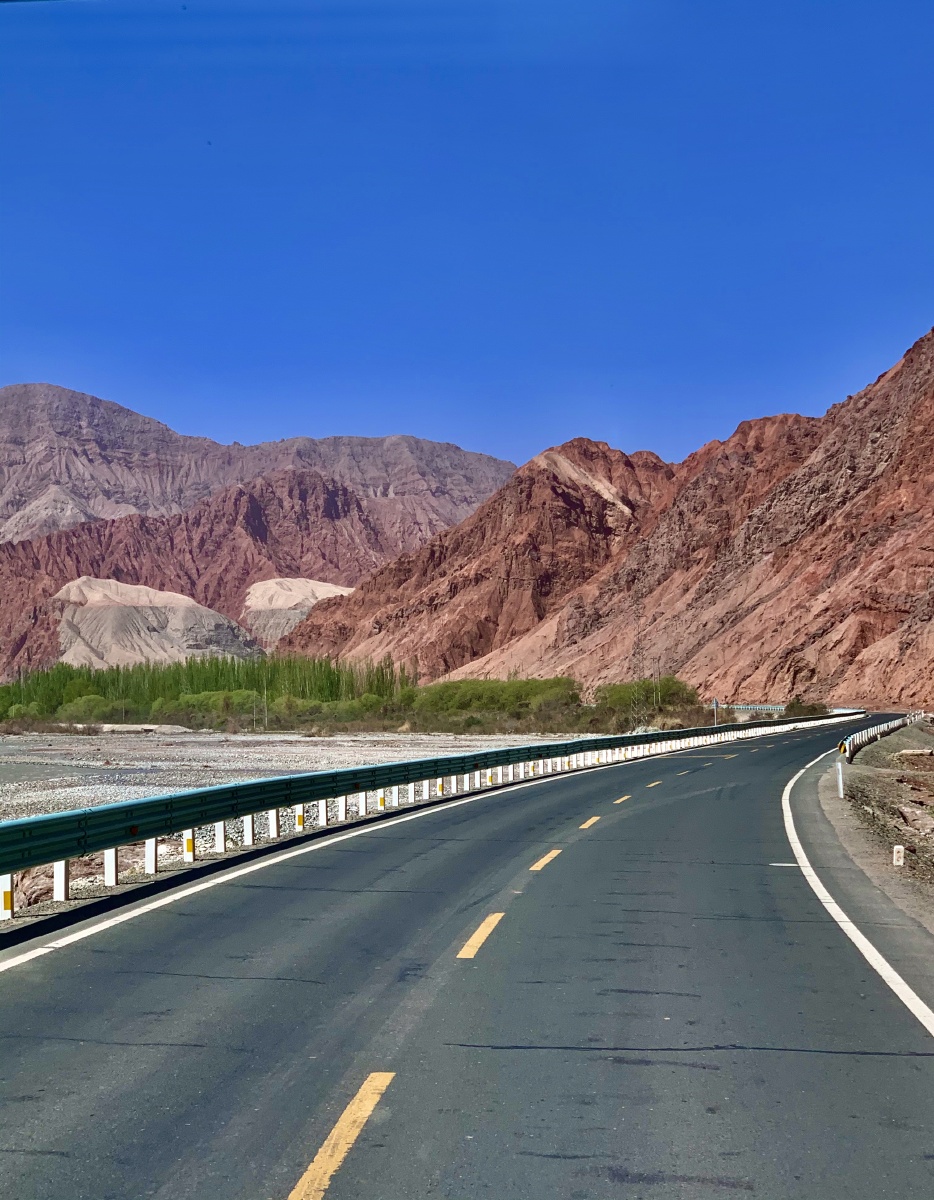 中巴友谊公路白沙湖72我78新疆