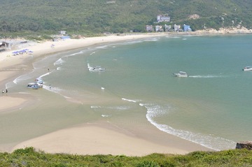 东冲海滩