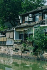 4AE89CA0-A0C3-4E13-A8C5-4C842D41C094/L0/001