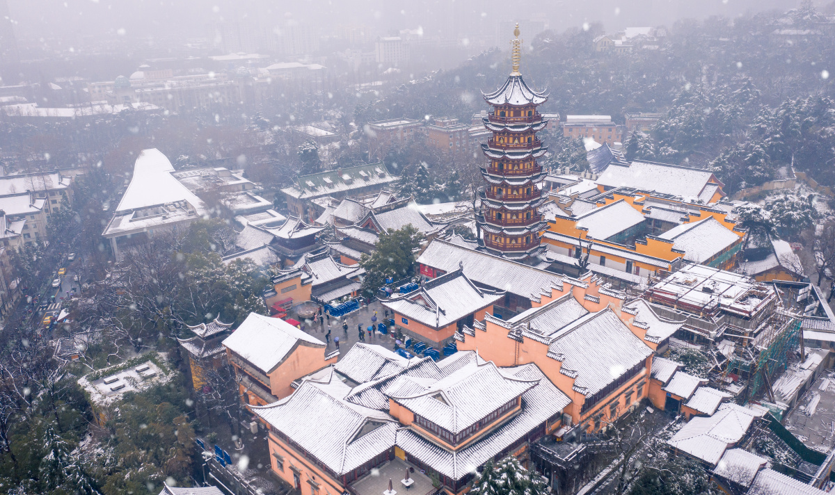 旅游江苏南京雪景大赏下雪鸡鸣寺_del_佛教49294寺庙航拍还没有人打赏