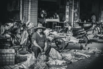 早市。