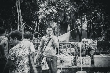 城中村出租屋的那些人与事。