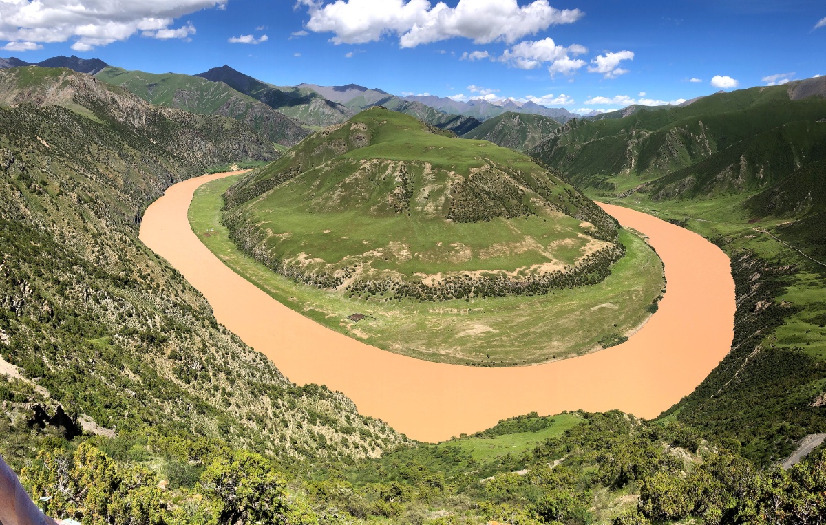 长江第一湾——治多县立新乡叶青村