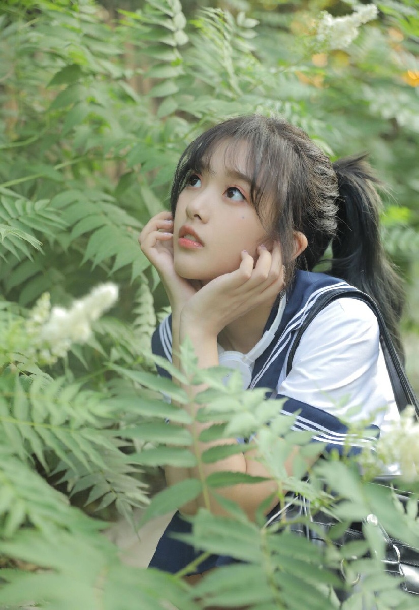 头像美女小姐姐壁纸