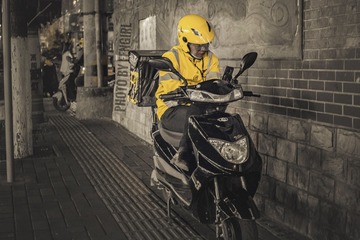 001