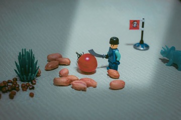 001