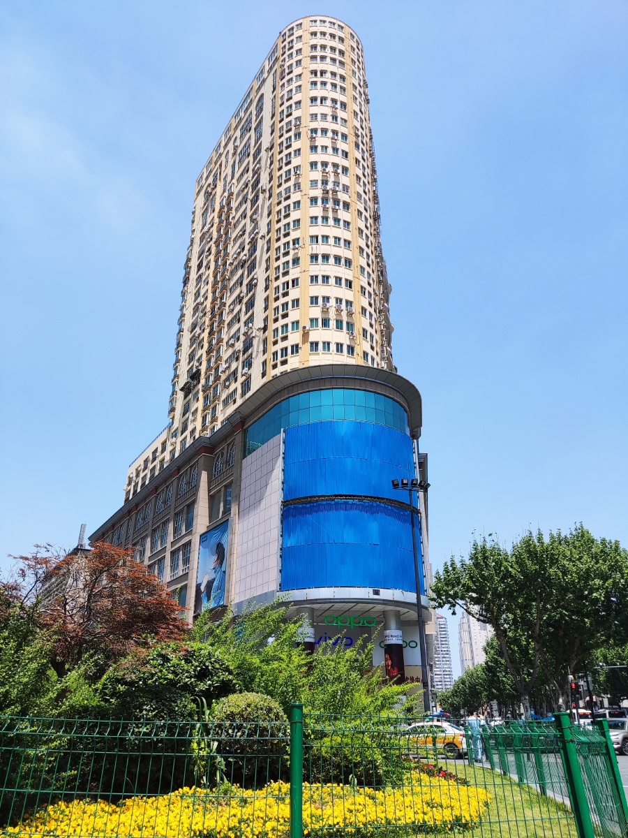 晴朗的一天武汉数码港