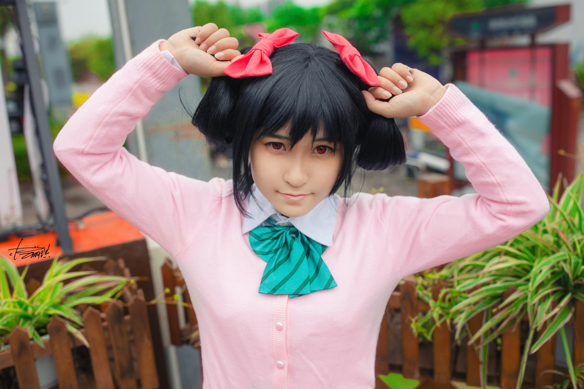 矢泽妮可校服