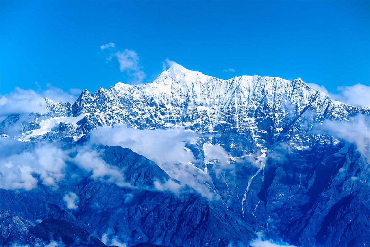 田海子雪山ab面