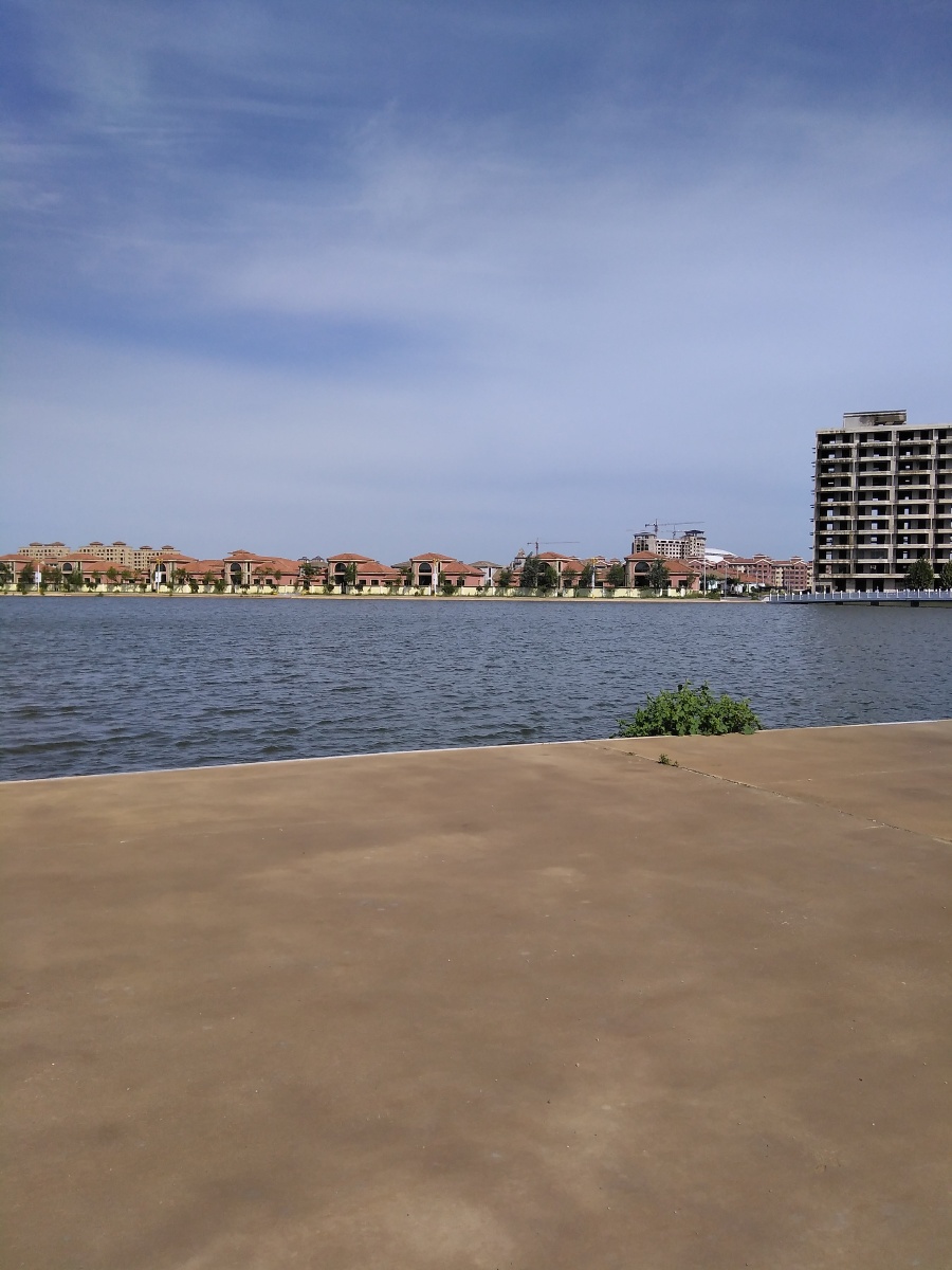 人越来越少的大连香洲像无人区可惜了那么多基础设施