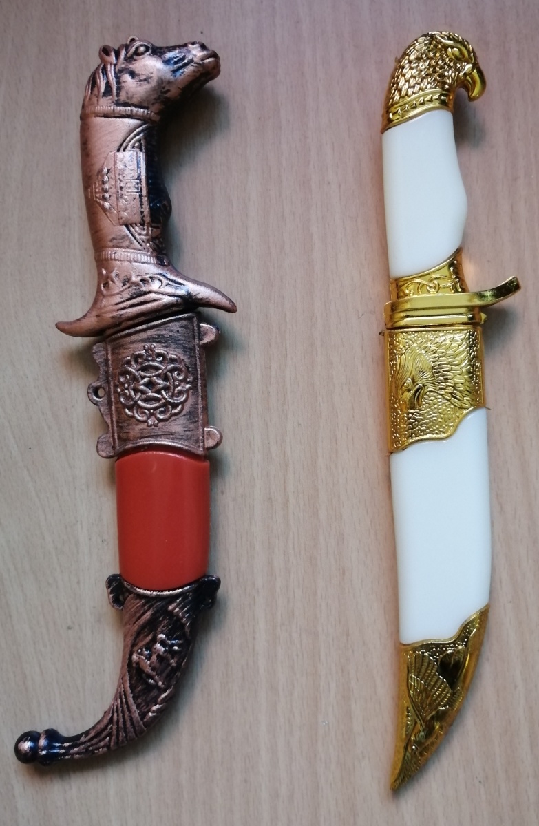 内蒙古草原精致小刀