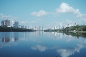 5FD19A09-4239-47EC-B954-7747F44F295B/L0/001