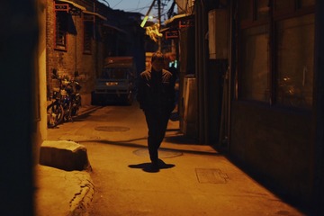 001