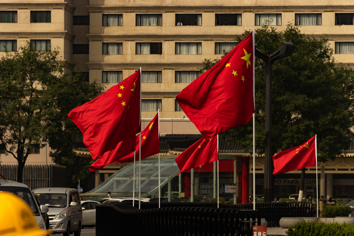 国庆西安的中国红中国青年青春逢盛世奋斗正当年目光所至皆为华夏五星