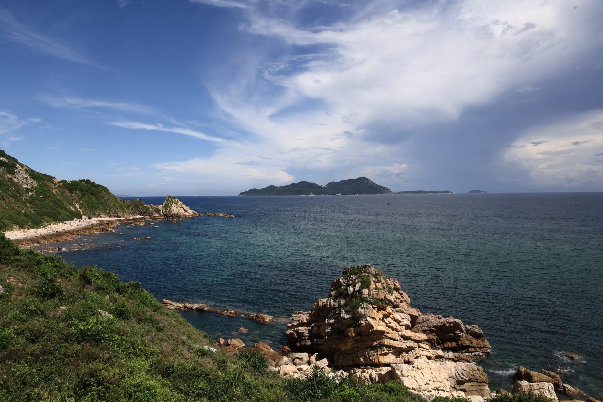 深圳最美海岸线东西涌