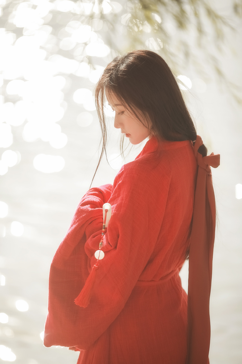 江南好 ,最好是红衣 - 子瞬 - 图虫