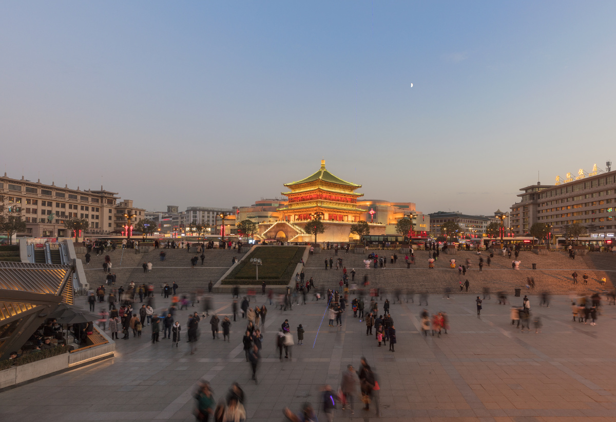 钟楼广场冬日傍晚