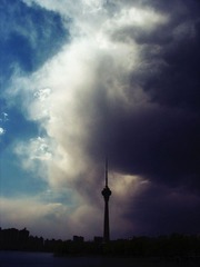 14.风雨欲来