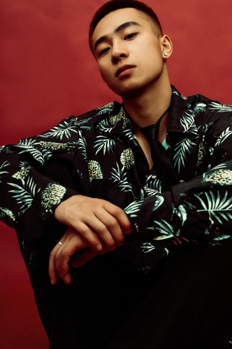 红与黑 - 丁虎三 - 图虫