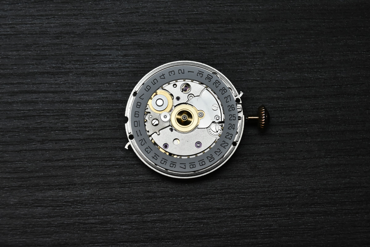 雷蒙威sw200机芯